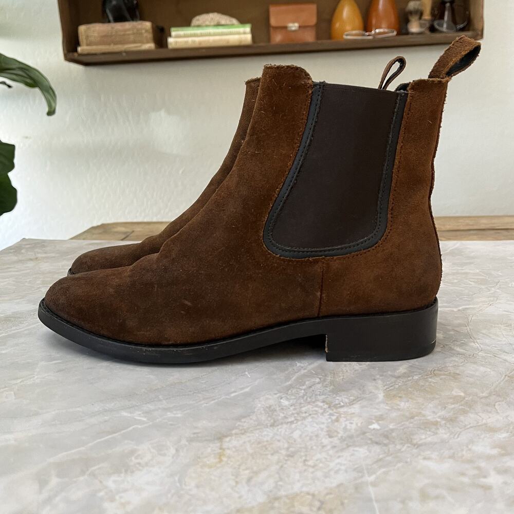 Thursday Boot Co. Cavalier Chelsea Ankle Boot Womens 8.5 Chestnut Brown Suede